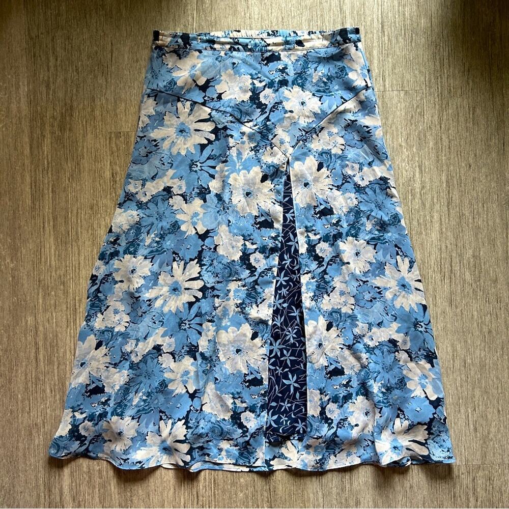 Vintage Christopher & Banks Blue/White Floral Layered Festival Skirt Size Small